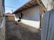 Satılır 5 otaqlı 3.5 m2 həyət evi Lökbatan