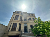 Satılır 6 otaqlı 315 m2 villa Azadlıq prospekti m.