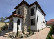 Satılır 6 otaqlı 240 m2 villa Mərdəkan