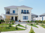 Satılır 6 otaqlı 350 m2 bağ evi Buzovna