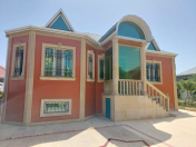 Satılır 4 otaqlı 120 m2 həyət evi Ramana