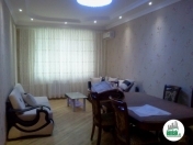 Satılır 3 otaqlı 65 m2 köhnə tikili İnşaatçılar m.