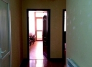 İcarəyə verilir 2 otaqlı 90 m2 yeni tikili 1 mkr