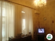 İcarəyə verilir 1 otaqlı 27 m2 köhnə tikili 28 May m.