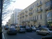 Satılır 4 otaqlı 104 m2 köhnə tikili Sahil m.