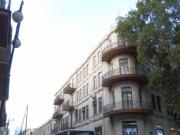 İcarəyə verilir 5 otaqlı 220 m2 köhnə tikili Sahil m.