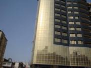 İcarəyə verilir 4 otaqlı 220 m2 yeni tikili Nizami m.