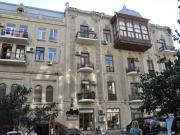 Satılır 5 otaqlı 180 m2 köhnə tikili İçəri Şəhər m.