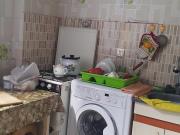 Satılır 2 otaqlı 45 m2 köhnə tikili İnşaatçılar m.