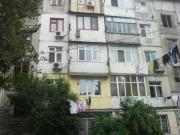 Satılır 2 otaqlı 40 m2 köhnə tikili 1 mkr