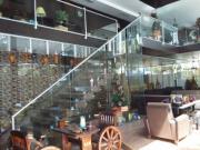 İcarəyə verilir 5 otaqlı 250 m2 obyekt 8 mkr