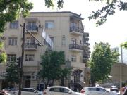 İcarəyə verilir 5 otaqlı 165 m2 köhnə tikili 28 May m.