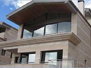 İcarəyə verilir 8 otaqlı 550 m2 həyət evi Binəqədi r.