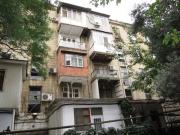 Satılır 2 otaqlı 70 m2 köhnə tikili Montin