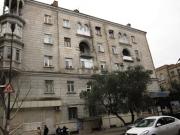 Satılır 2 otaqlı 70 m2 köhnə tikili Montin
