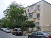 Satılır 4 otaqlı 90 m2 yeni tikili İnşaatçılar m.