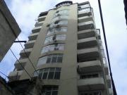 Satılır 2 otaqlı 60 m2 yeni tikili İnşaatçılar m.