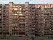 Satılır 3 otaqlı 130 m2 yeni tikili İnşaatçılar m.