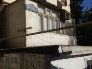 Satılır 1 otaqlı 30 m2 köhnə tikili İnşaatçılar m.