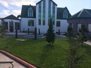 Satılır 7 otaqlı 400 m2 həyət evi Buzovna