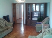 İcarəyə verilir 2 otaqlı 60 m2 köhnə tikili Gənclik m.