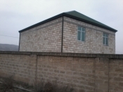 Satılır 3 otaqlı 210 m2 bağ evi Şirvan