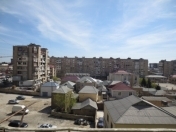 Satılır 3 otaqlı 75 m2 köhnə tikili İnşaatçılar m.