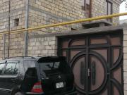 Satılır 5 otaqlı 200 m2 yeni tikili Masazır