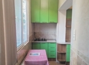 İcarəyə verilir 3 otaqlı 90 m2 köhnə tikili 9 mkr