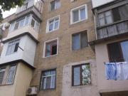 Satılır 1 otaqlı 40 m2 köhnə tikili Neftçilər m.