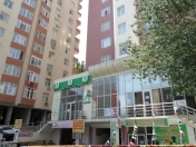 Satılır 2 otaqlı 71 m2 yeni tikili İnşaatçılar m.