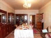 Satılır 8 otaqlı 300 m2 bağ evi 7 mkr