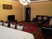 İcarəyə verilir 3 otaqlı 165 m2 yeni tikili Gənclik m.