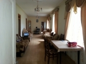 Satılır 4 otaqlı 6 m2 bağ evi Saray