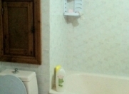 İcarəyə verilir 2 otaqlı 70 m2 köhnə tikili Nəriman Nərimanov m.