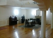 Satılır 6 otaqlı 420 m2 həyət evi Badamdar