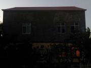 Satılır 8 otaqlı 300 m2 həyət evi Novxanı