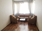 İcarəyə verilir 4 otaqlı 170 m2 yeni tikili Şah İsmayıl Xətai m.