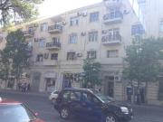 Satılır 2 otaqlı 60 m2 köhnə tikili İçəri Şəhər m.