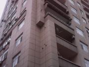 İcarəyə verilir 2 otaqlı 105 m2 obyekt İnşaatçılar m.