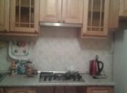 İcarəyə verilir 3 otaqlı 70 m2 köhnə tikili Gənclik m.