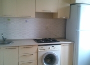 İcarəyə verilir 2 otaqlı 75 m2 köhnə tikili Elmlər Akademiyası m.