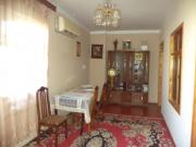 Satılır 4 otaqlı 310 m2 bağ evi Qaraçuxur