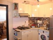 Satılır 2 otaqlı 50 m2 yeni tikili İnşaatçılar m.