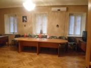 İcarəyə verilir 3 otaqlı 100 m2 obyekt Səbail r.