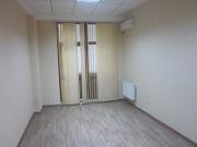 İcarəyə verilir 5 otaqlı 131 m2 obyekt 28 May m.