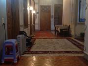 İcarəyə verilir 10 otaqlı 500 m2 köhnə tikili İçəri Şəhər m.