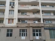 Satılır 8 otaqlı 600 m2 obyekt Badamdar