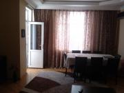 Satılır 2 otaqlı 87 m2 yeni tikili İnşaatçılar m.