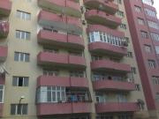 Satılır 4 otaqlı 135 m2 yeni tikili İnşaatçılar m.
